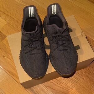 Adidas Yeezy Boost 350 V2 Cinder